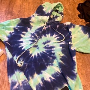 tie dye sweat shirt size s